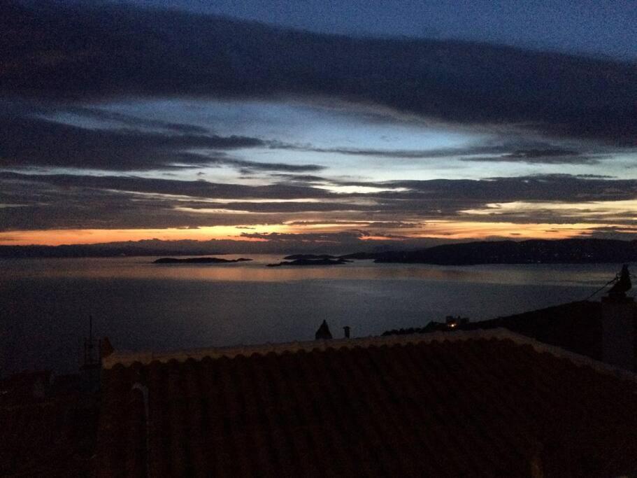 Viewtyhouse Villa Atheato Buitenkant foto